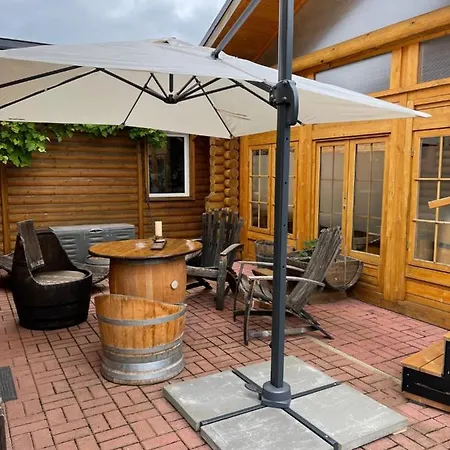 Wellness Huette Am Zwenkauer Bei Leipzig