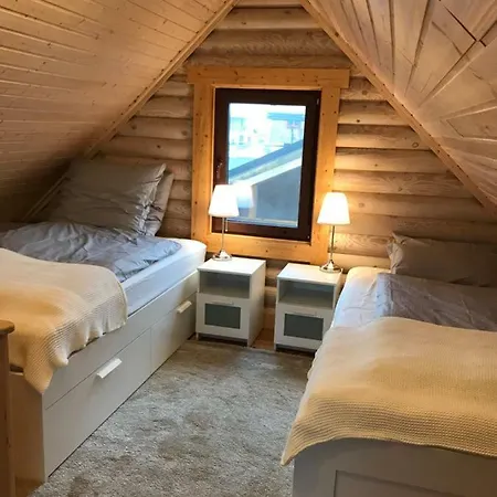 Wellness Huette Am Zwenkauer Bei Leipzig Tatil Evi