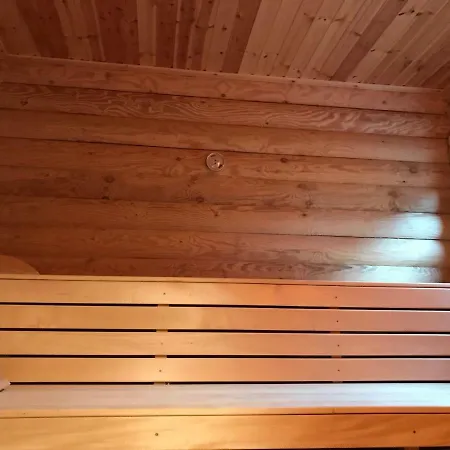 Tatil Evi Wellness Huette Am Zwenkauer Bei Leipzig