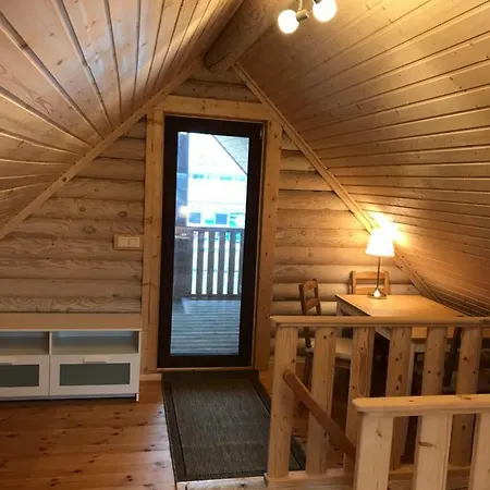 Wellness Huette Am Zwenkauer Bei Leipzig Holiday home Zwenkau