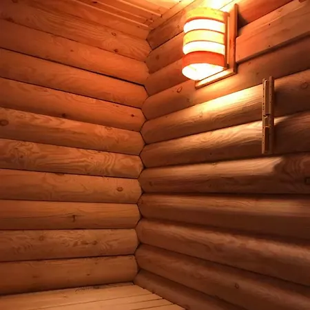 Wellness Huette Am Zwenkauer Bei Leipzig Zwenkau