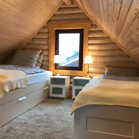 Wellness Huette Am Zwenkauer Bei Leipzig Tatil Evi Zwenkau