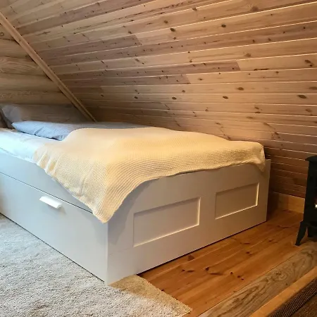 Wellness Huette Am Zwenkauer Bei Leipzig Tatil Evi Zwenkau